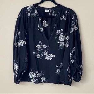 GAP black floral blouse with balloon sleeves